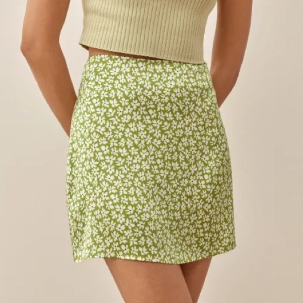Reformation Benson Floral Print Mini Skirt Green Size 6